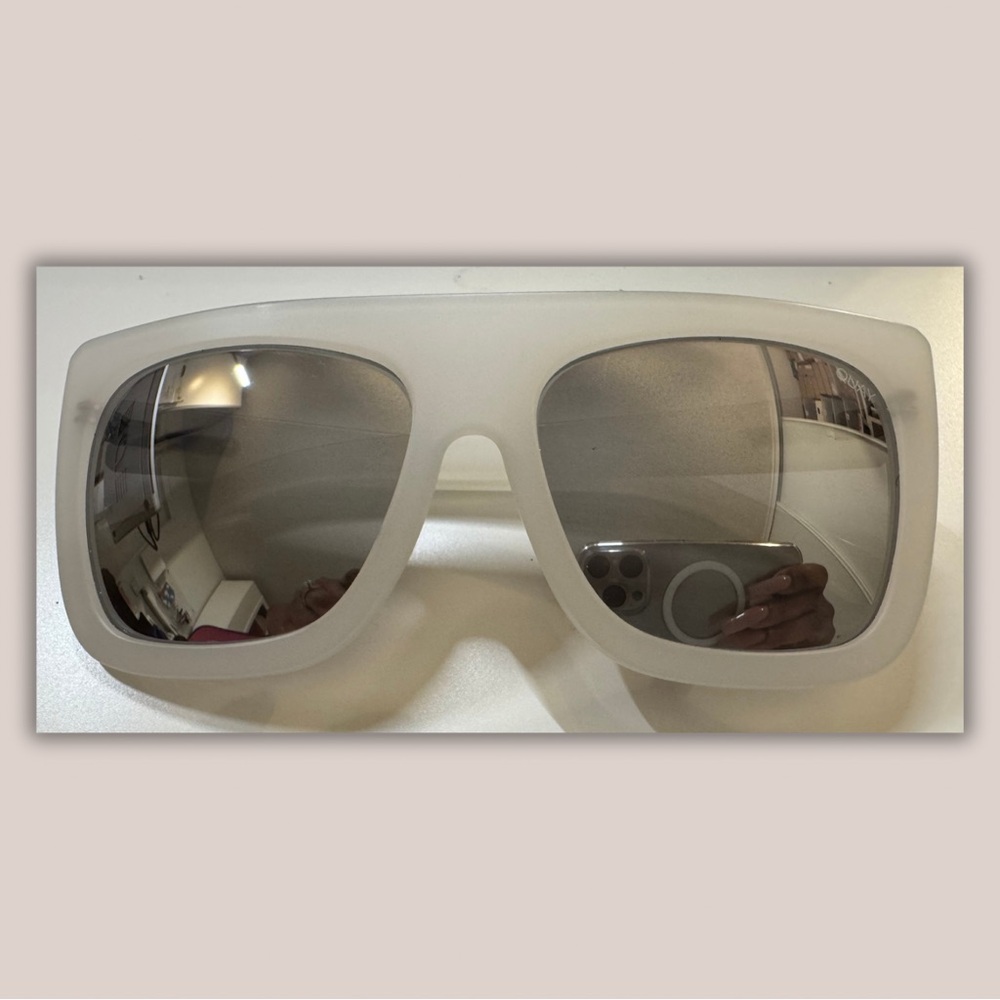 QUAY CAFE RACER 125 SUNGLASSES | WHITE